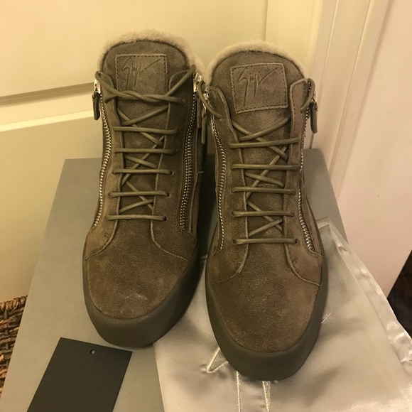 NEW Giuseppe Zanotti Shearling Mid Top Sneakers - Picture 2 of 7